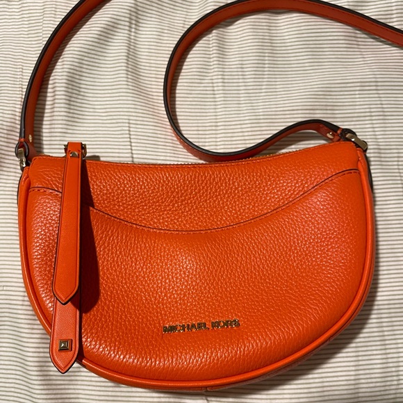 Michael Kors Dover Small - Picture 2 of 5